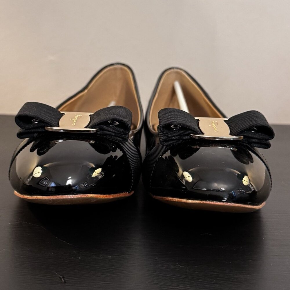 Salvatore Ferragamo Vara Bow Flats Black Patent Leather - Picture 6 of 16